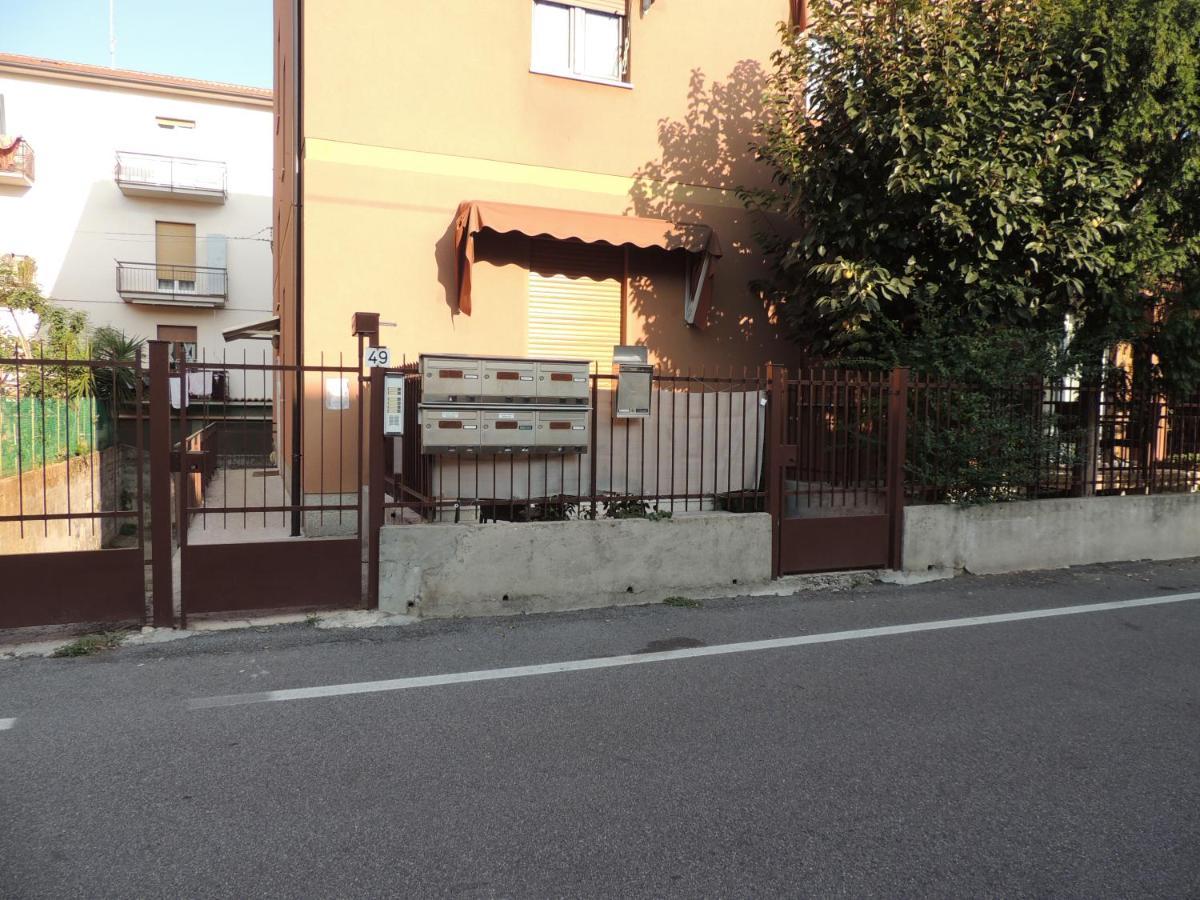 Appa49 Vicino Ospedale Borgo Roma, Fiera E Univr Apartamento Verona Exterior foto